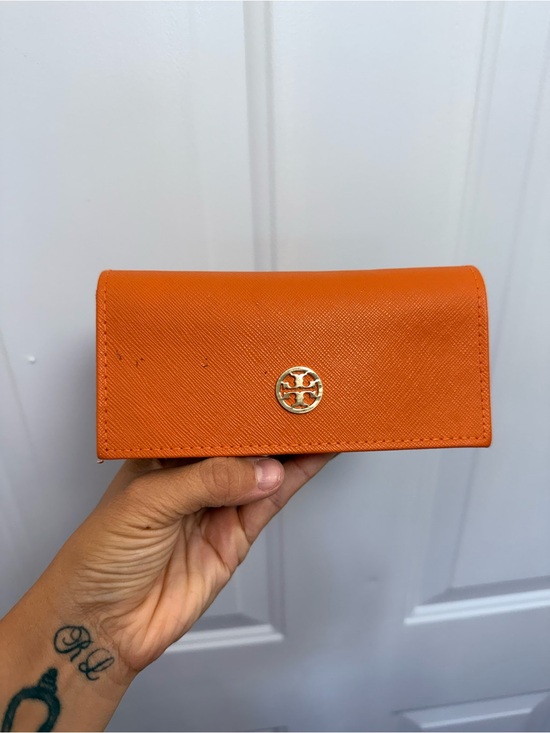 Tory Burch TY7031 Navy And Cream Sunglasses With Gold Logo Summer Designer main image 7